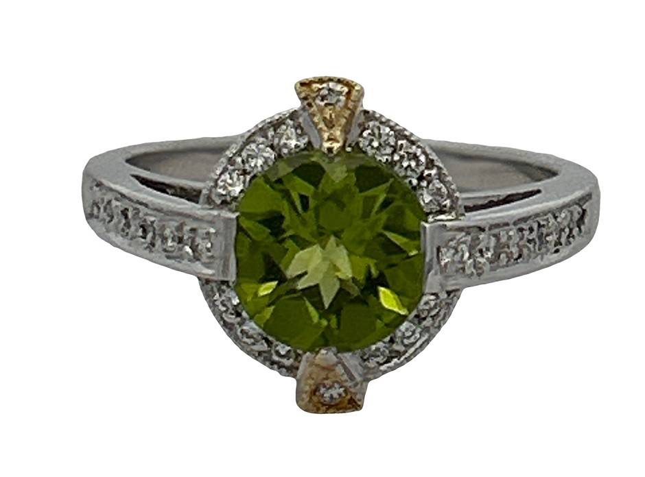 18ct White Gold 1.90ct Peridot & 0.28ct Diamond Cluster Ring