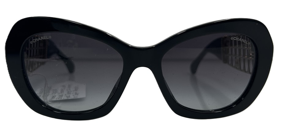 CHANEL Exclusive Cat Eye Sunglasses