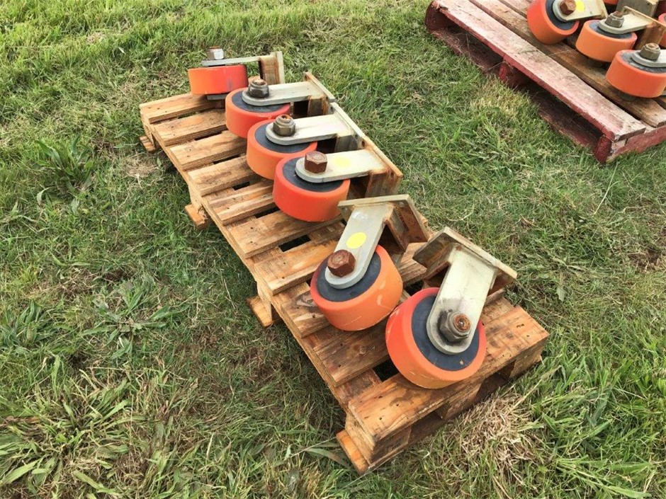 Heavy Duty Polyethylene Castors x 6