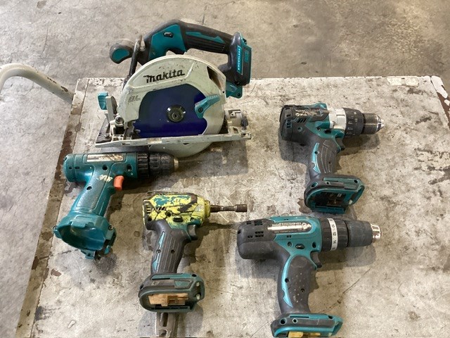 <p>Makita Cordless Power Tools, Qty x 5</p>