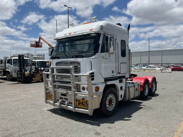 <p>2008 Freightliner  Argosy FLH 6 x 4 Prime Mover Truck</p>