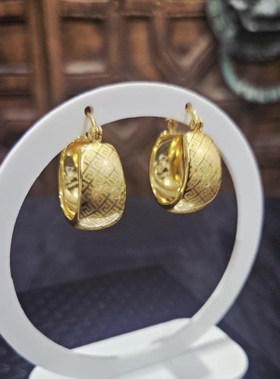 18K/Italy Solid Gold Filled Earring -(stamped 18K/Italy)-Warranty Quality