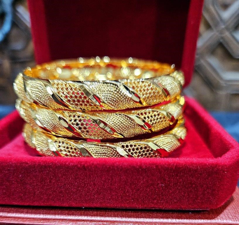 6pcs x 22KGoldFilled/Italy Triple Yellow Gold Plated Bangles with Stamp