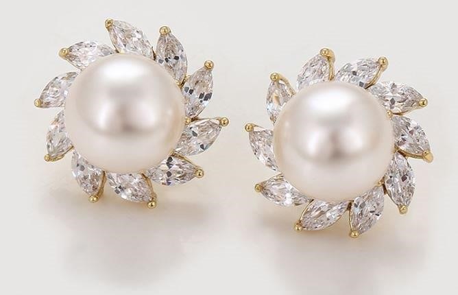 Italian 18k Triple Yellow Gold Plated freshwater pearl Earring-10-11mm