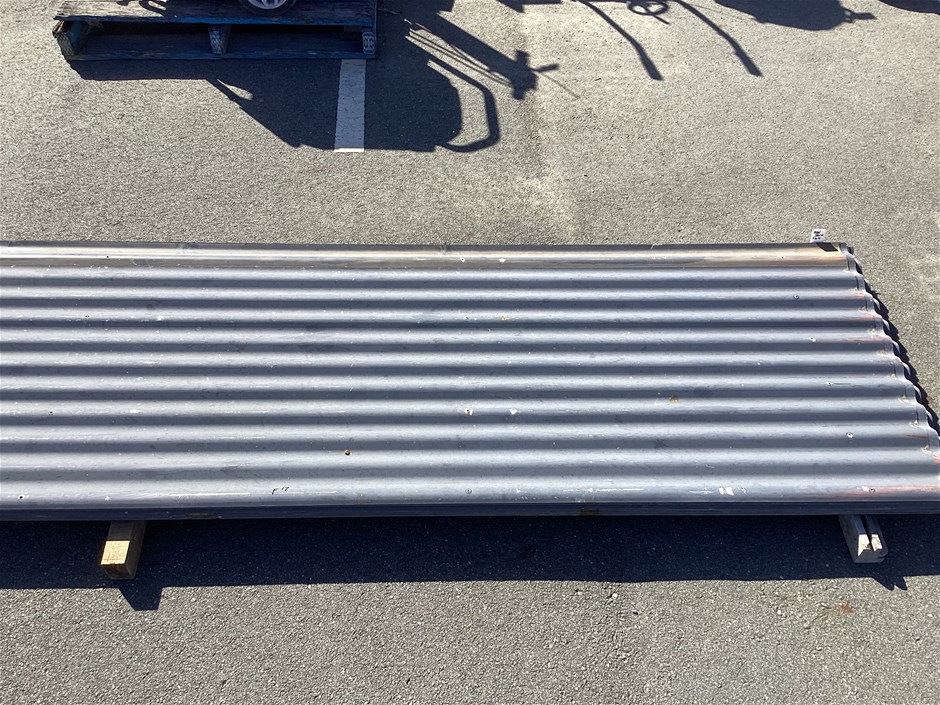 <p>Fence Sheets Colour Iron Stone x 36 F17</p>