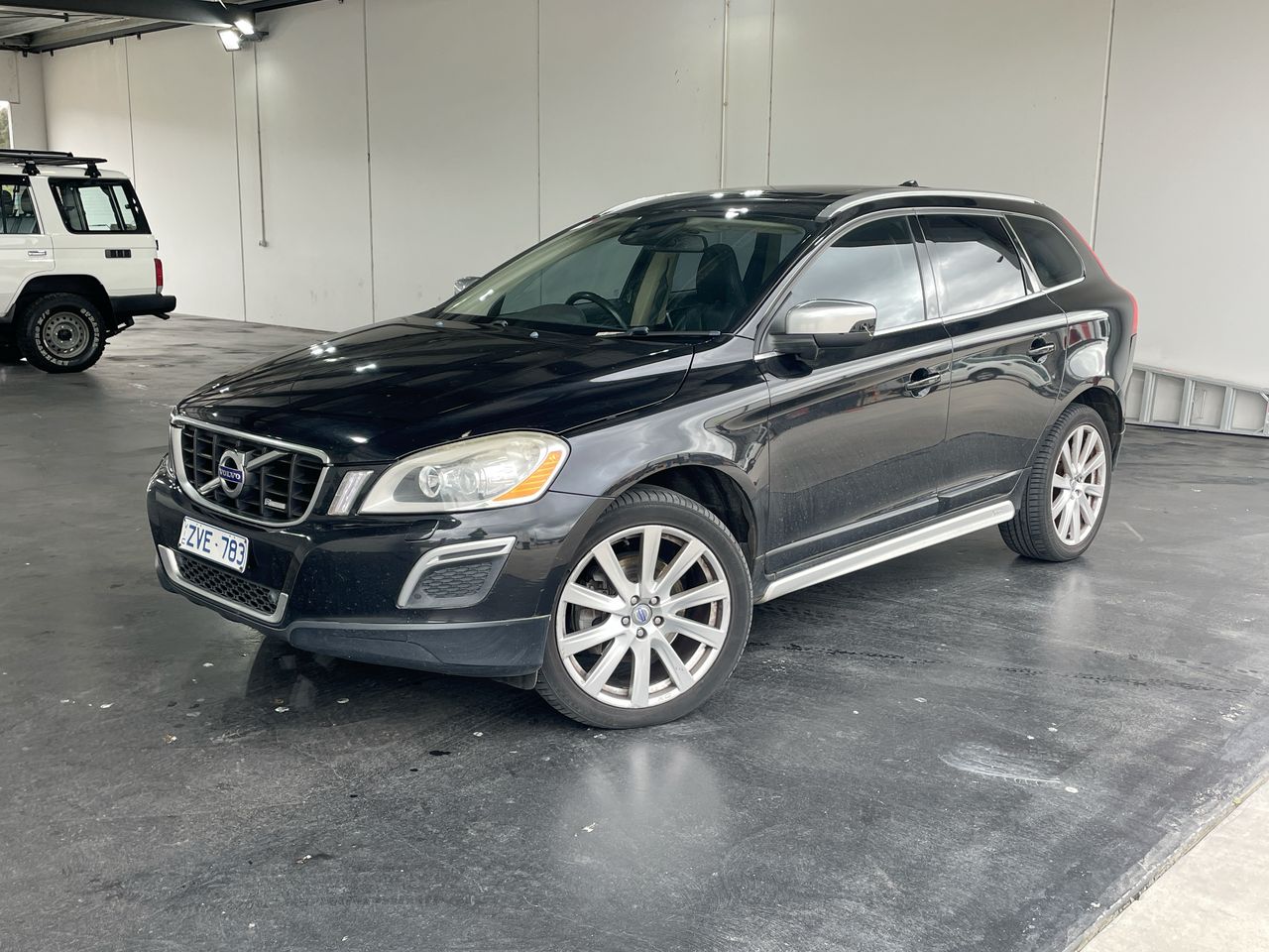 2013 Volvo XC60 D5 R DESIGN Turbo Diesel Automatic Wagon