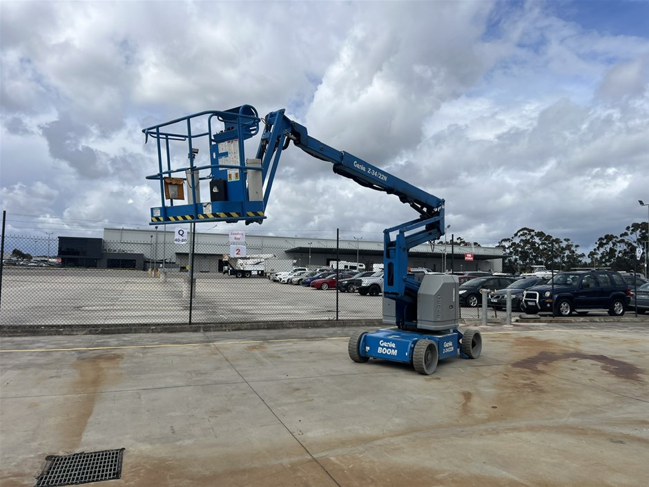 2012 Genie Z-34/22N Knuckle Boom Lift