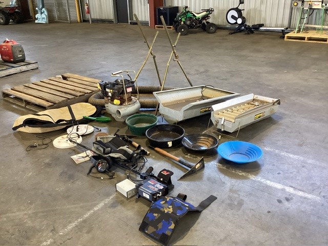 Gold Detecting Package, Metal Detector,Keene 151s dry blower And More