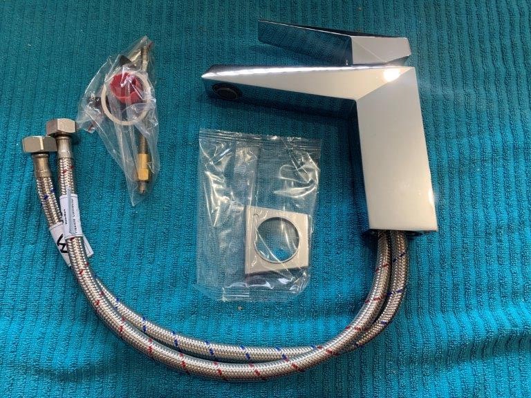 New in Box Azzurra Vero Basin Mixer, Brass - Quantity 1