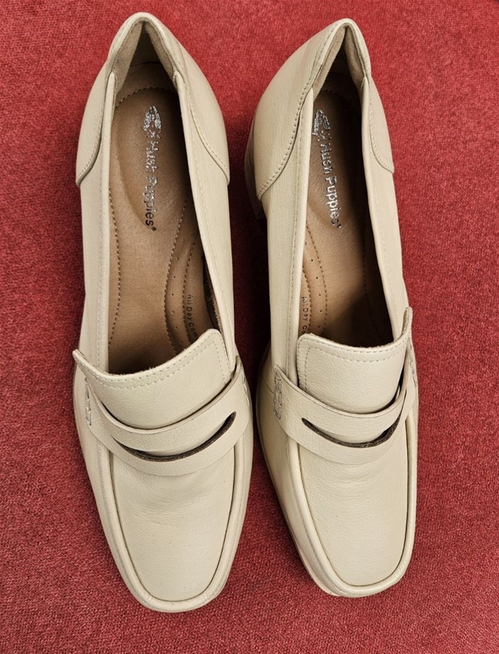 HUSH PUPPIES Savor Style Light Brown Leather Shoes with Heels (AU Size 11)