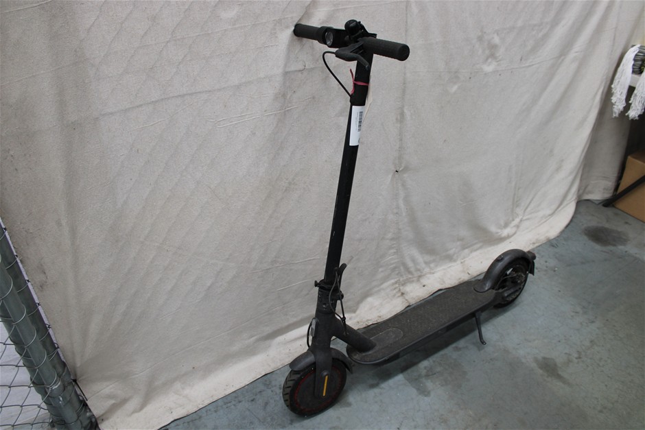 Black/Grey E-Scooter