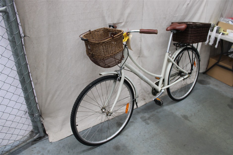 Merida City 3.0 Cream Bicycle