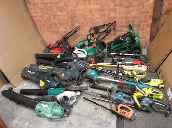 Ryobi/Ozito Mixed Brand and Model Garden Power Tools