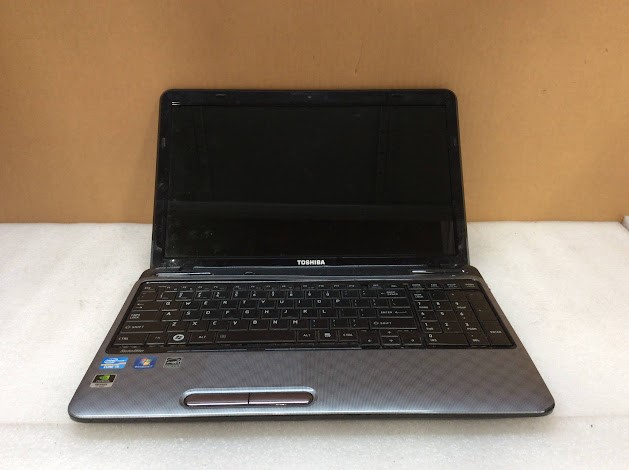 TOSHIBA SATELLITE L750 Laptop I5-2430M 4GBRAM/160GB