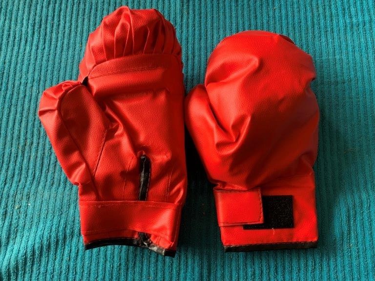 New in Packaging Childrens Boxing Gloves - Quantity 7 Pairs
