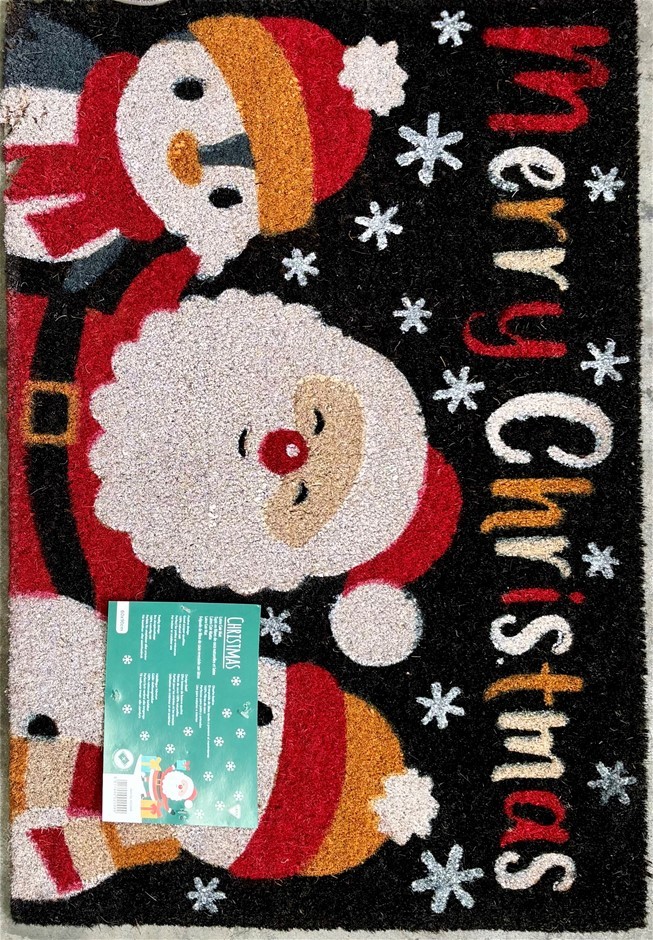 2 x SIGNATURE Christmas Floor Mat, 60cm x 90cm.