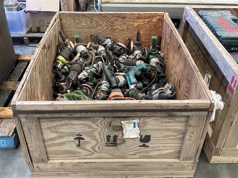 <p>Qty Assorted Power Tools x 1 Crate</p>