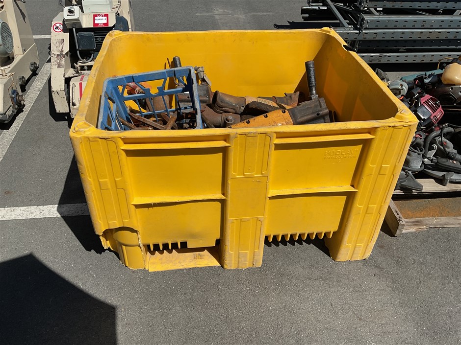 Assorted Pneumatic Demolition Hammers/Jackhammers x 1 Crate