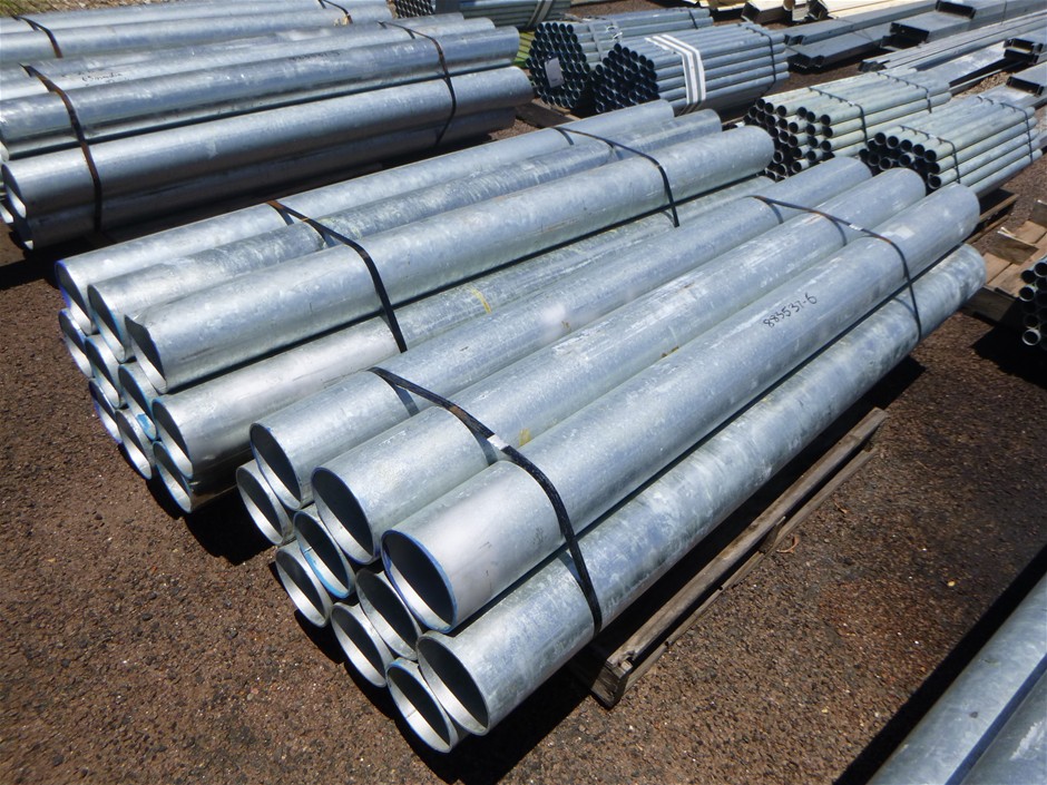 <p>Steel poles</p>