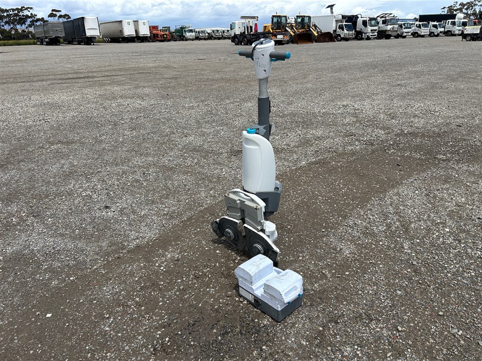 <p>iMop Floor Scrubber</p>