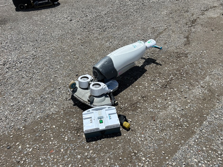 <p>iMop Floor Scrubber</p>