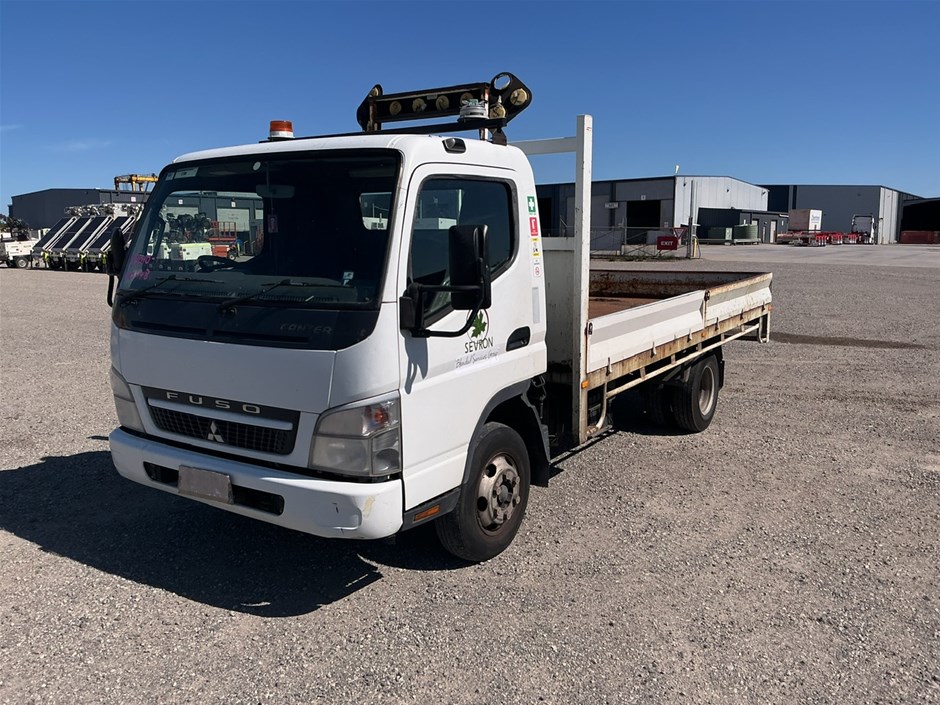2010 Mitsubishi Fuso 4 x 2 Tray Body Truck