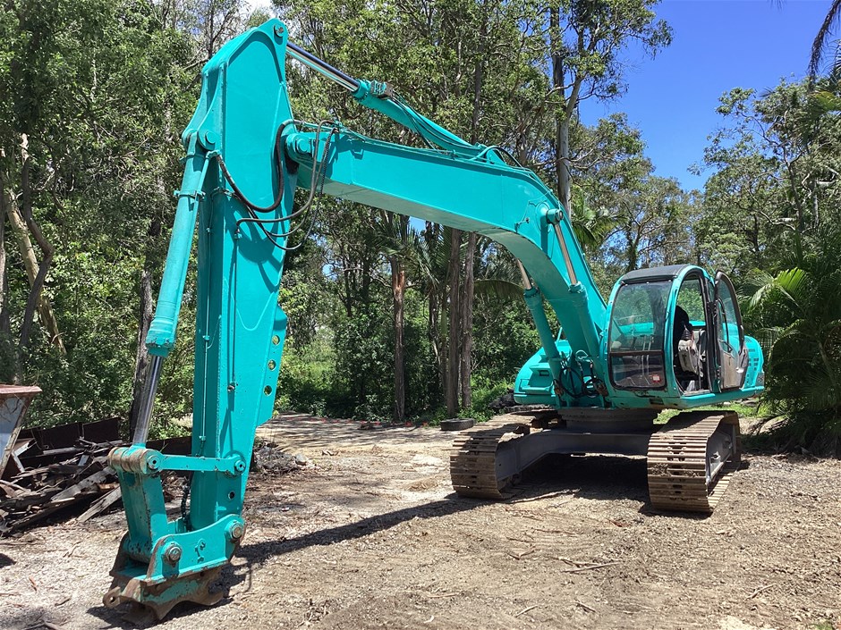 Kobelco SX240 Hydraulic Excavator
