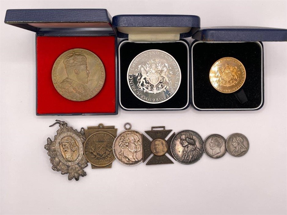 10 x GB Commemorative, Masonic & Military Coins & Medals, C1815-1981