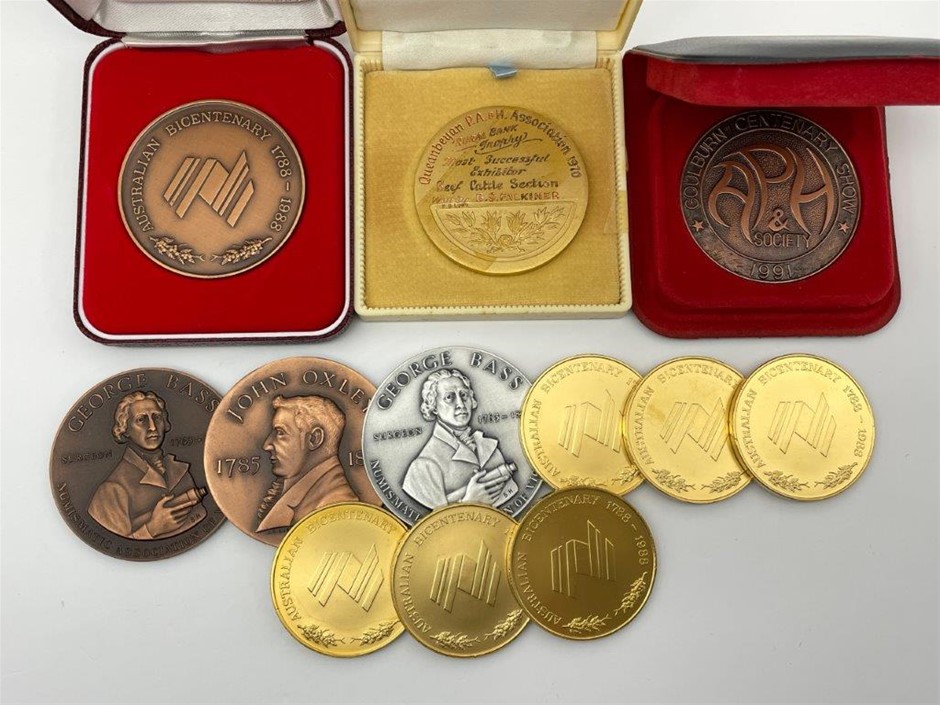 Approx. 12 x Asst AU Agricultural and  Centenary Medals