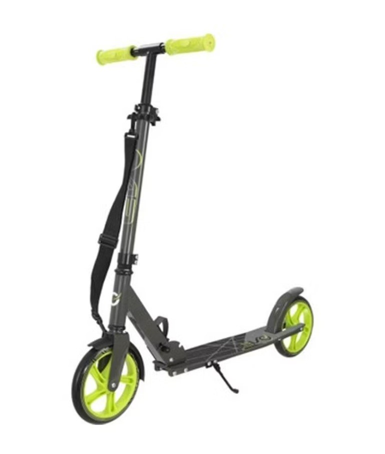 EVO Flexi Max Scooter. NB: Has been used, Not in box, Missing strap.