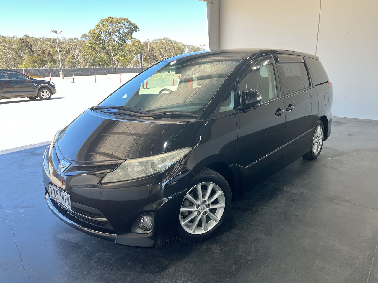 2009 Toyota Estima IMPORT Automatic 7 Seats Van