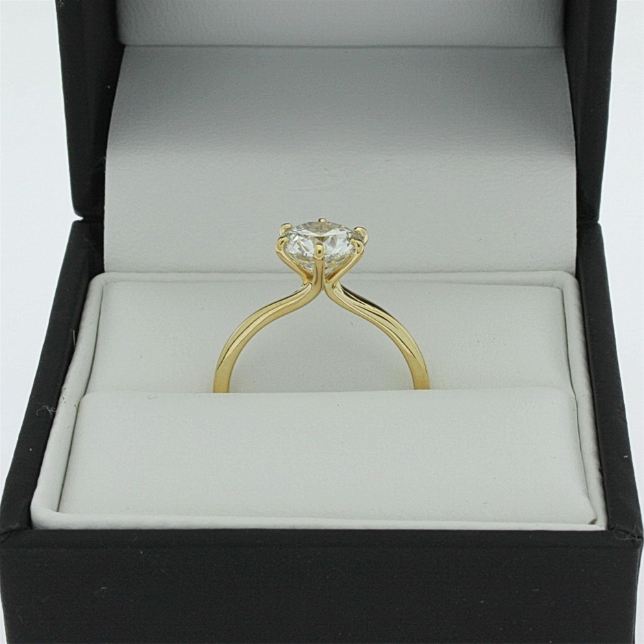 5.39 Carats 18K yellow gold Diamond Solitaire ring IGI certified