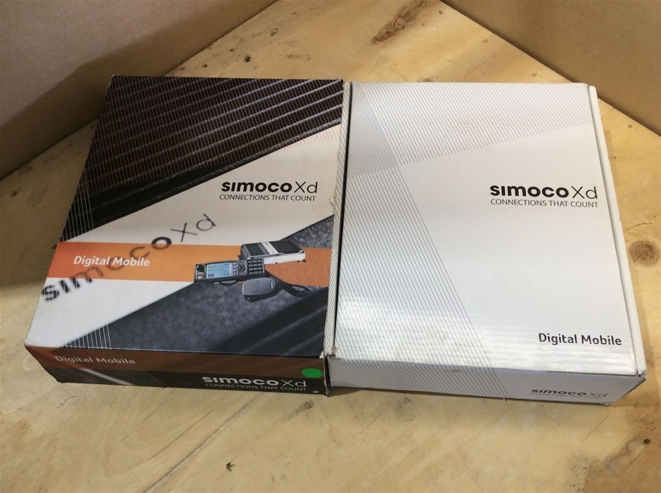 Simoco Xd SDM610 and 6M1UW01S000-20 Digital Mobile Radio (Lot of 2)