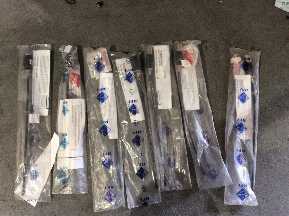 RFI CD50-65-50 / CD51-65-50 Series UHF Monopole Antenna (Lot of 7)