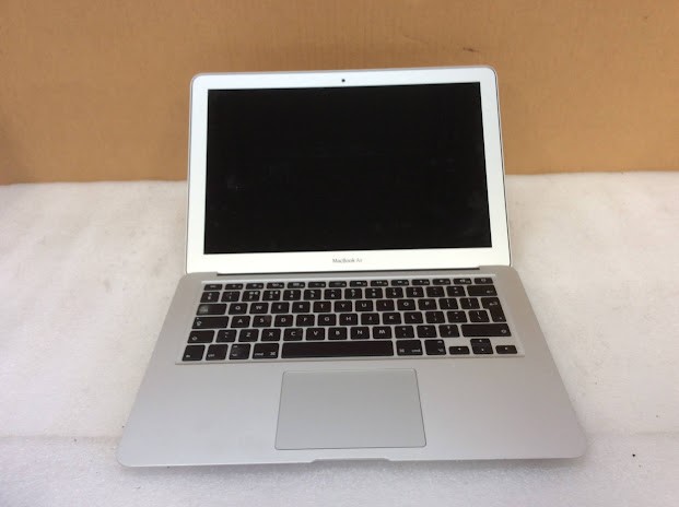 Apple MacBook Air(A1466)(EMC3178) Laptop I5-5350U 8GBRAM/256GB