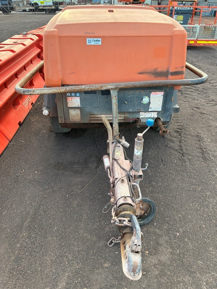 <B>2011 Ingersoll Rand Yamar 4TNV88-KIRD Compressor 140CFM (Diesel)</B>