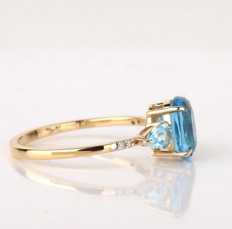 Yellow Gold Natural Swiss Blue Topaz & Diamond Ring with Valuation