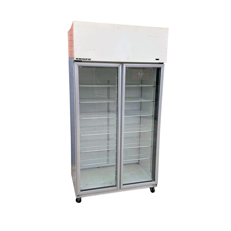 SKOPE 2 GLASS DISPLAY FRIDGE ON WHEELS