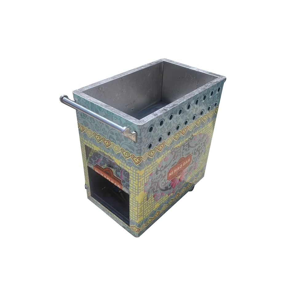 SERVING TROLLEY ON WHEELS