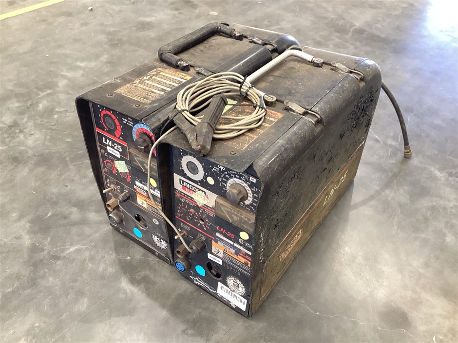 <p>Lincoln Electric LN-25 Wire Feeders x2</p>