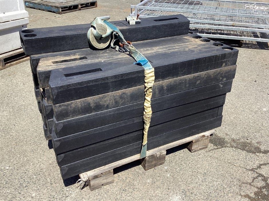 Recycled Plastic Bollards x 25