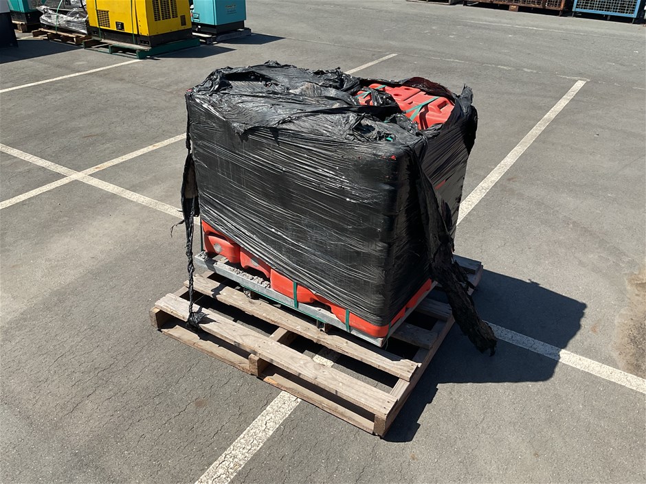 Bundle Of Fence Feet