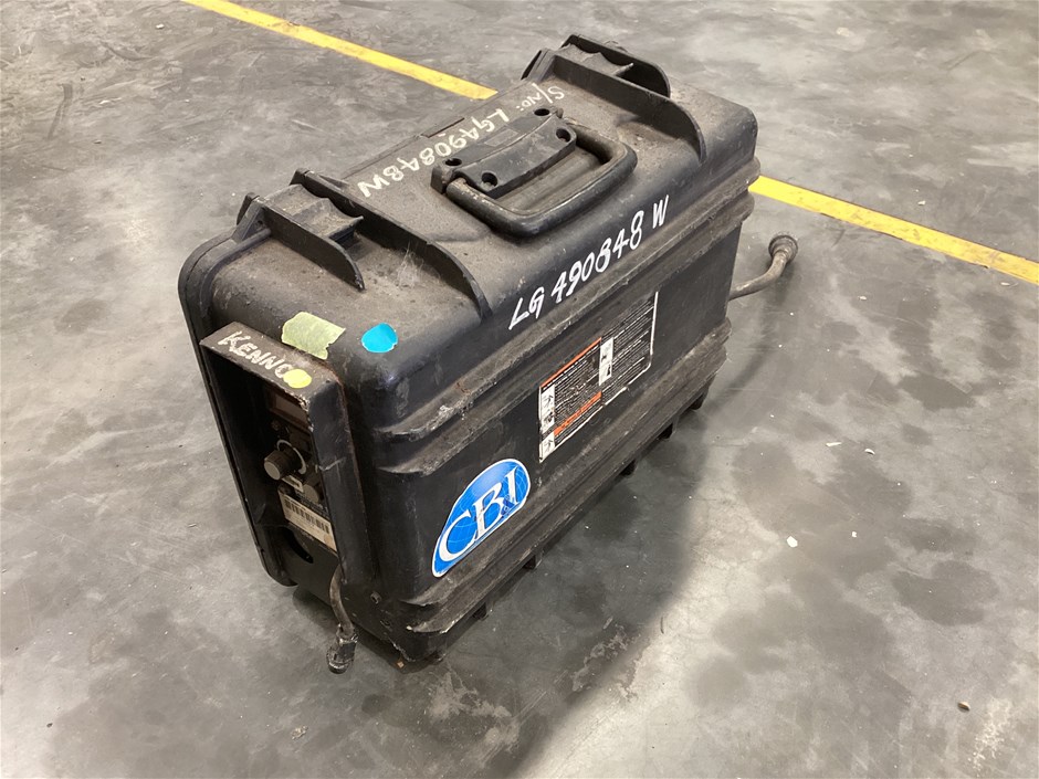 <p>Miller Suitcase 12RC Wire Feeder</p>