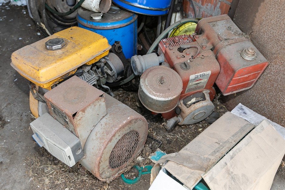 Contents Back Room of Shed