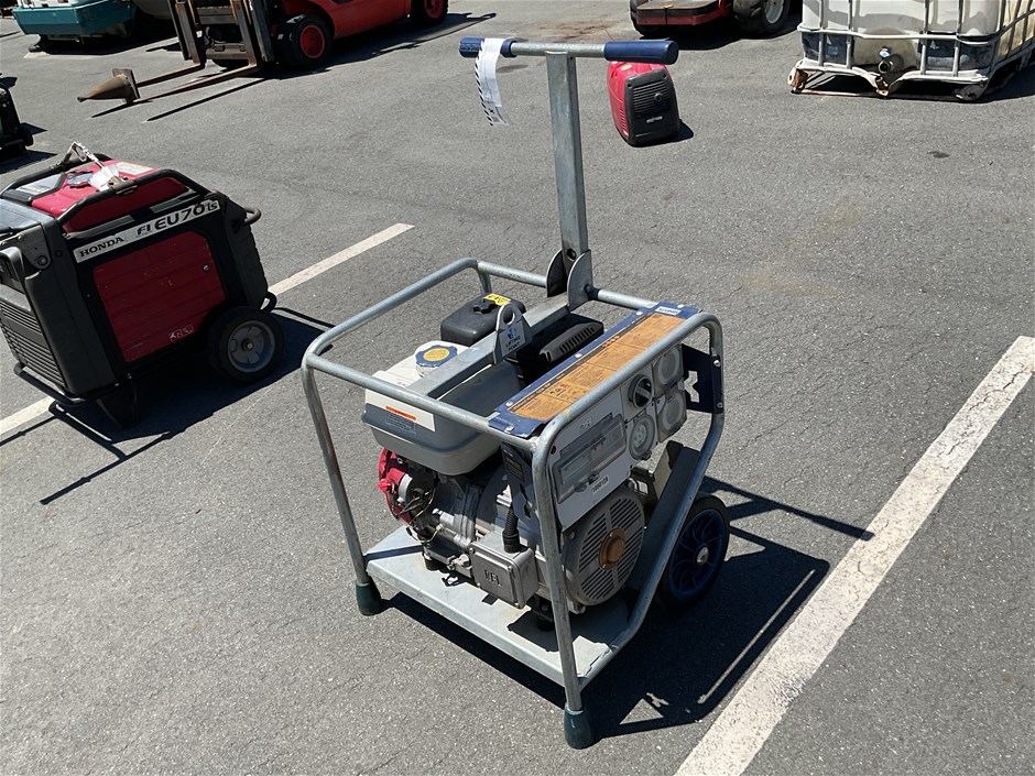 <p>Makinex Gen-10P Generator</p>