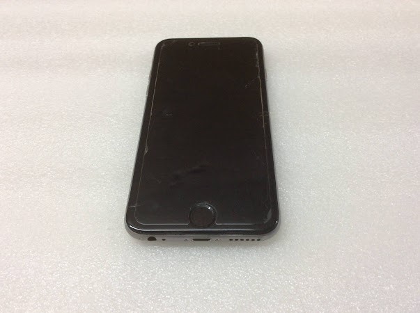 Apple iPhone 6 (A1586) Phone 64GB