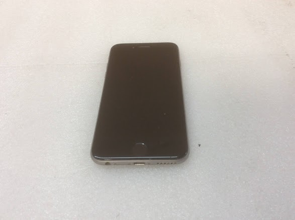Apple iPhone 6 (A1586) Phone 32GB