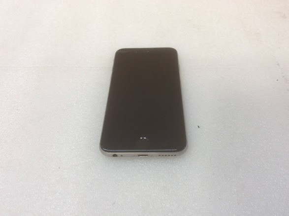 Apple iPhone 6 (A1586) Phone 64GB