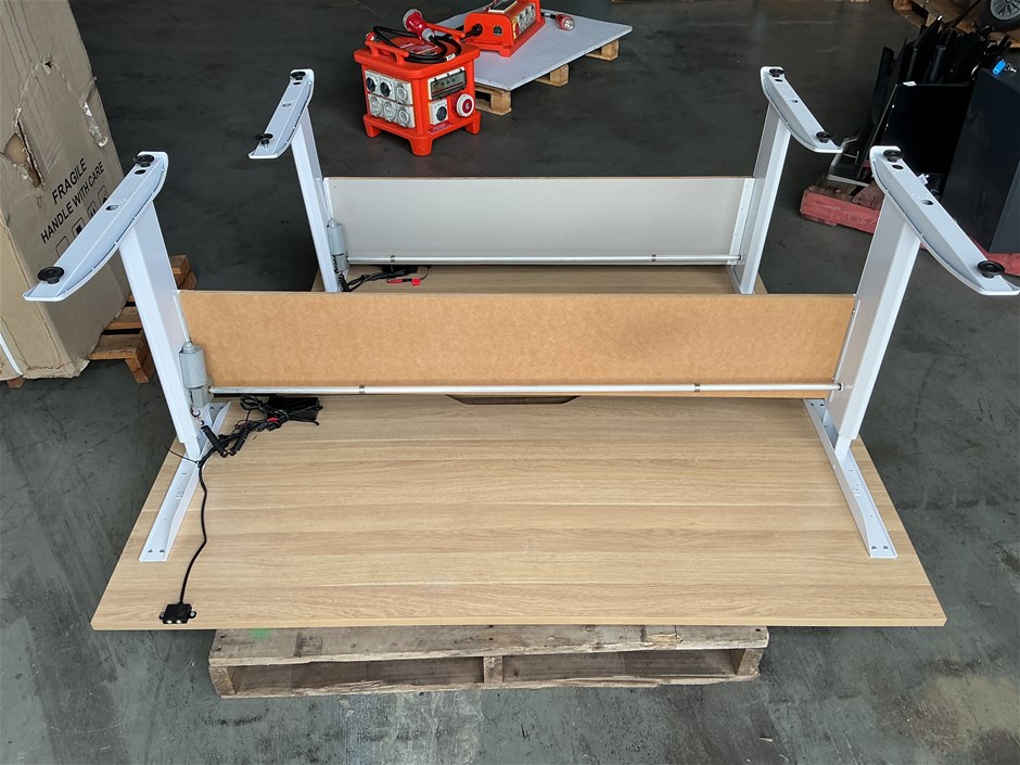 Electrically Adjustable Office Tables Auction (0079-8021582) | Grays ...
