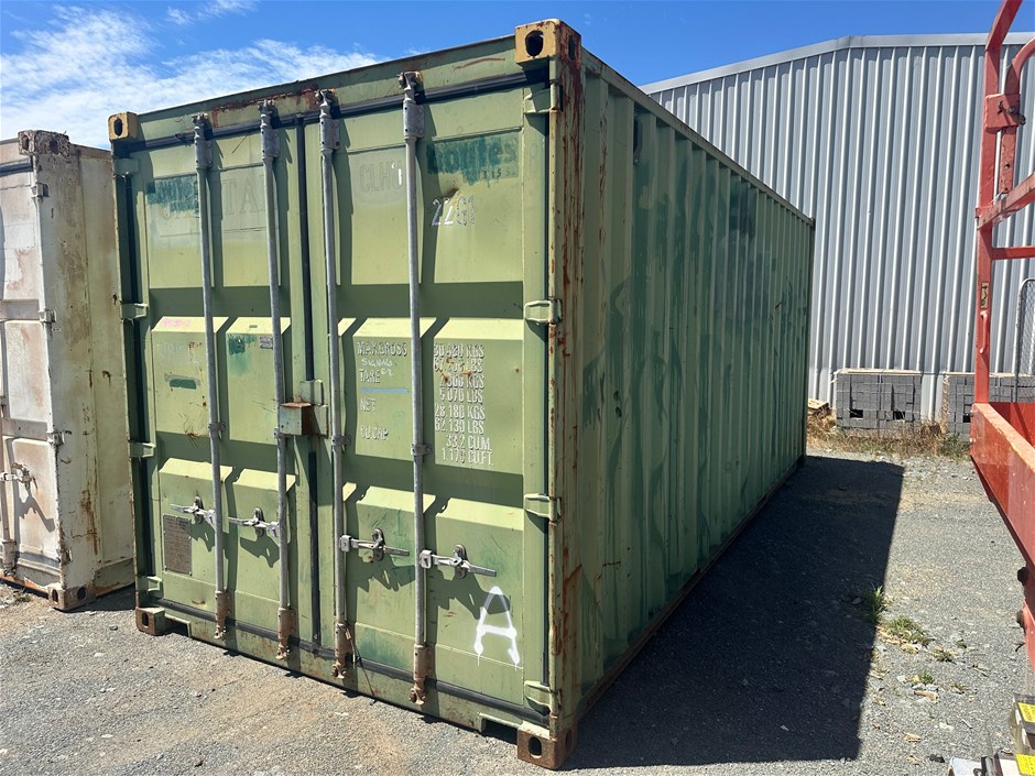 <p>6m x 2.5m x 2.5m approx Shipping Container</p>